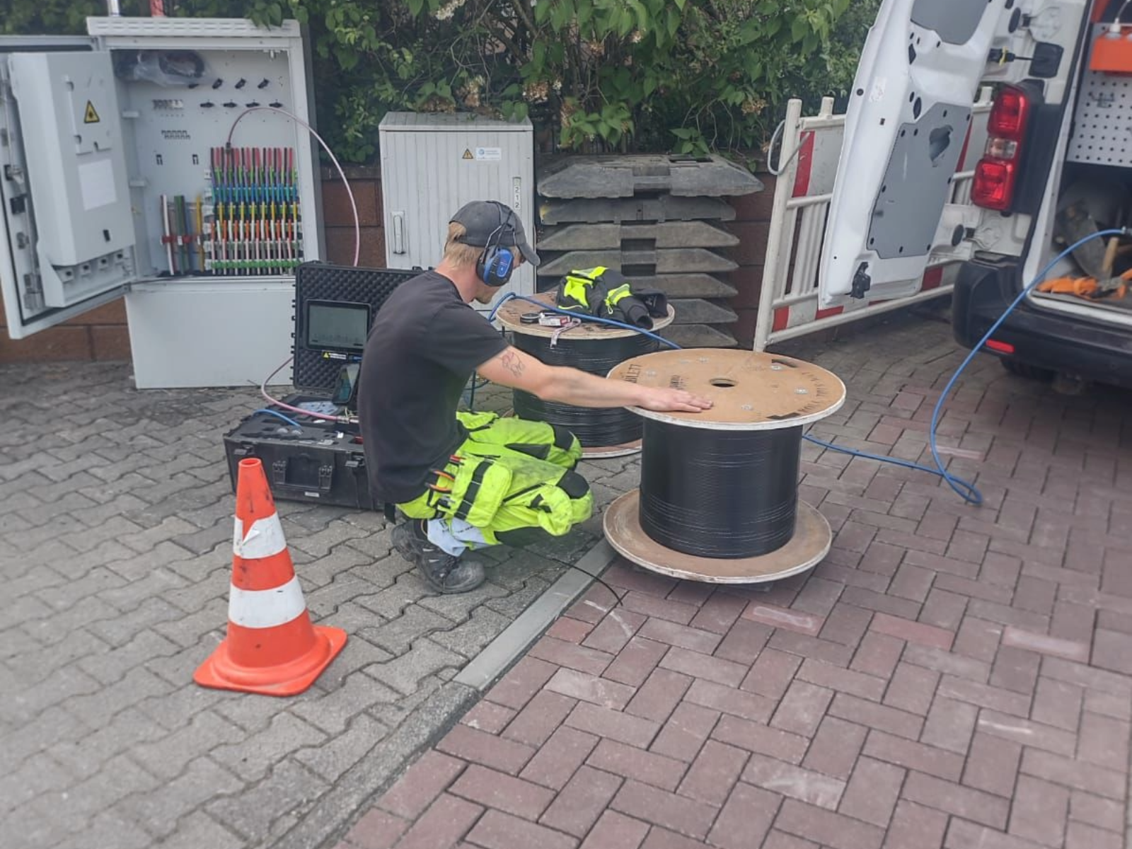 Installation & Documentation